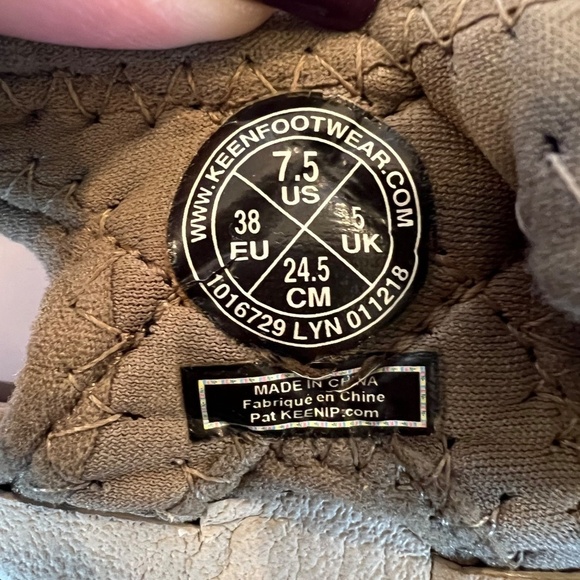 Keen Casual Closed Toe Sport Hiking Sandals Tan Women's, Size 7.5 - Picture 10 of 12